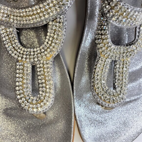 SIZE 9 Silver Sparkly Womens Sandals Adjustable Strap Toe Post Holiday Sandals - Picture 10 of 10